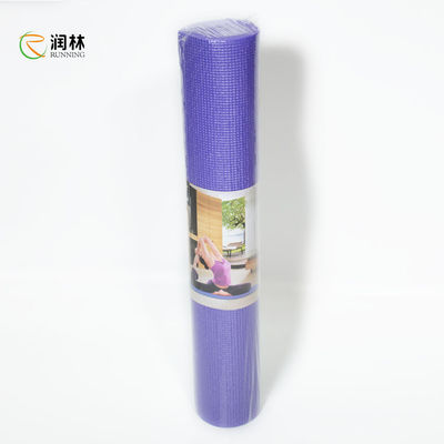 Lapisan tunggal Bahan PVC Matras Yoga 173cm * 61cm untuk Rutinitas Latihan