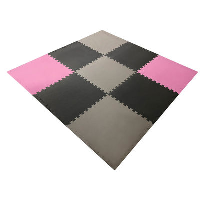Warna Solid EVA Material Interlocking Floor Mats Gym Tatami Untuk Pelatihan Tubuh
