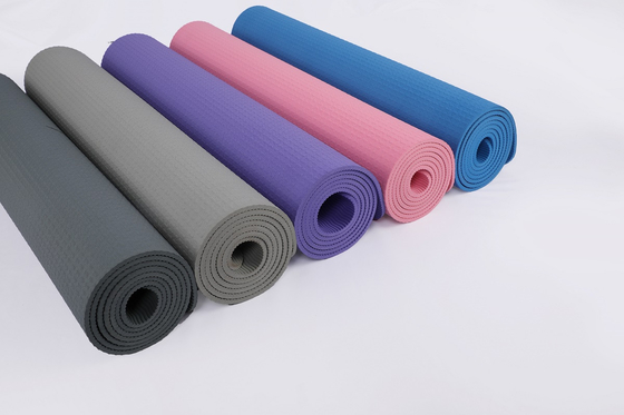 Cuboid Anti Tears 4mm TPE Pvc Yoga Mat Untuk Senam Pilates