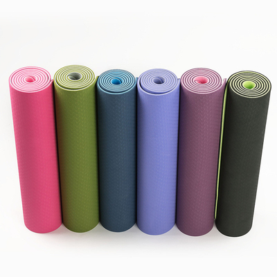 Pencetakan Disesuaikan Tpe Yoga Mat Warna Tunggal 6mm Untuk Kebugaran